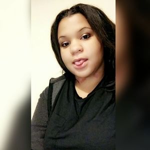 Meet your Posher, Mikayla