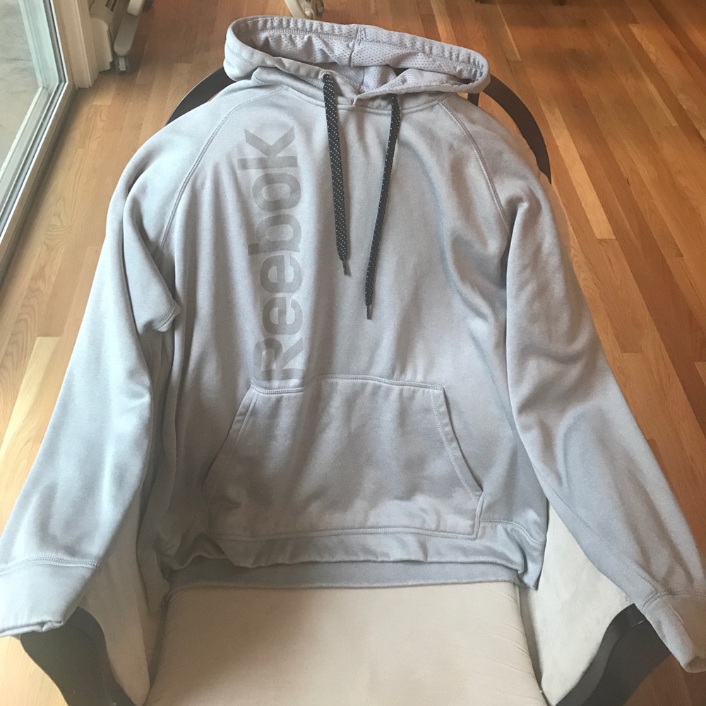 XL reebok men's hooded sweatshirt