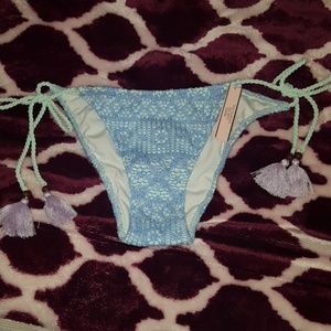 New Victoria's secret bikini string bottom crochet