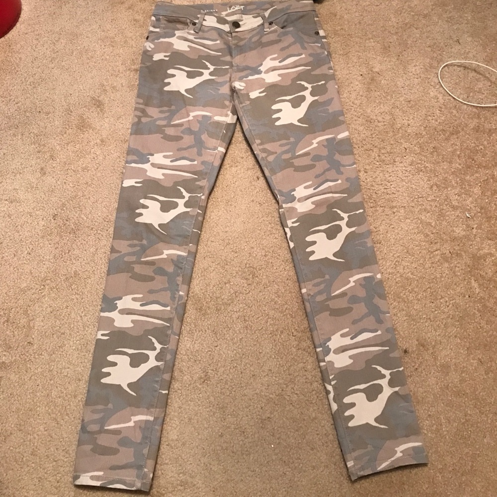 Super cute camo jeans