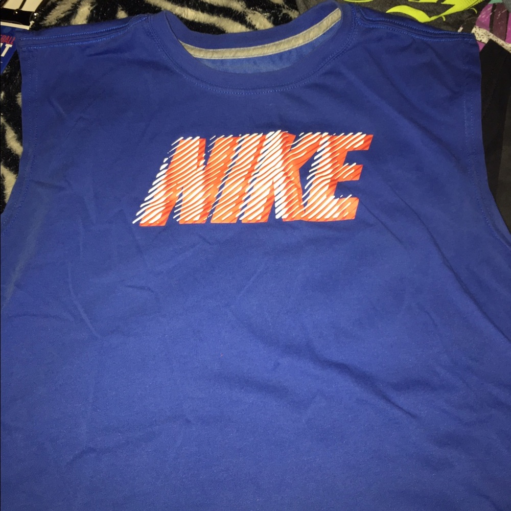 Nike tank