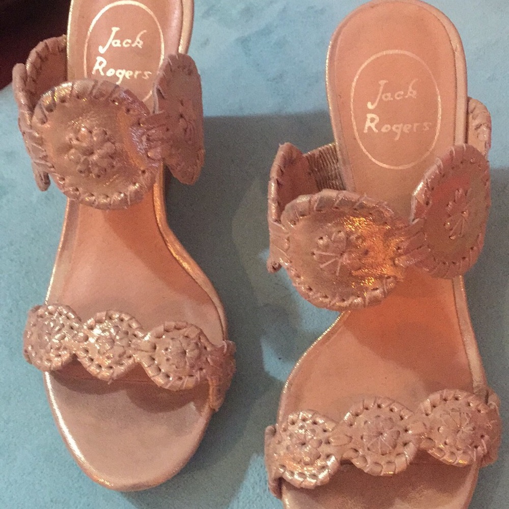 Authentic Jack Rogers metallic gold wedges