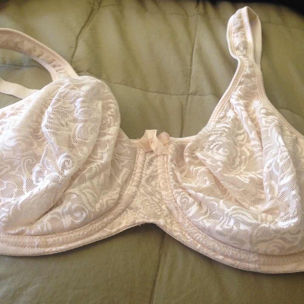 Breezies wicking 40c bra