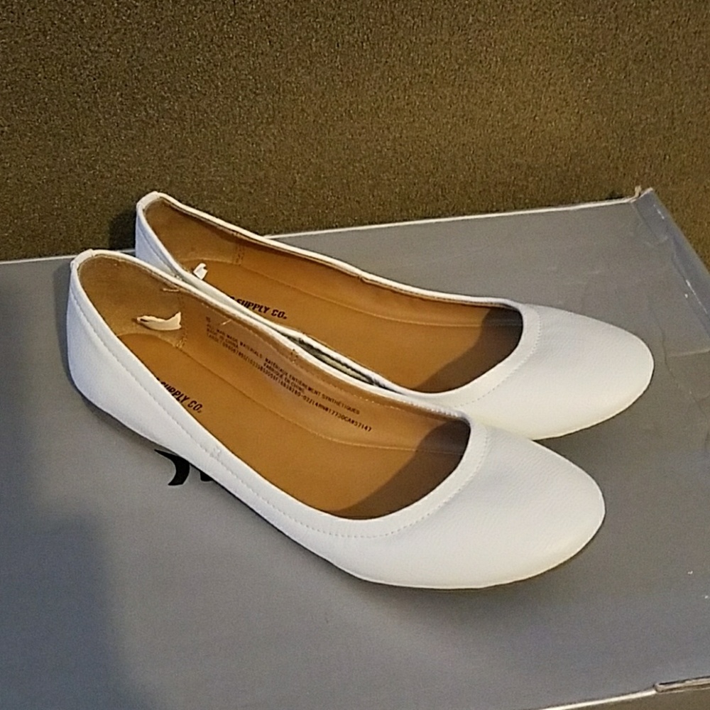 Target Mossimo white ballet flats