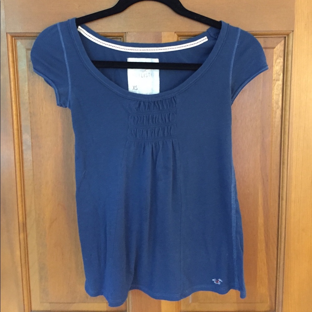 Hollister Tee
