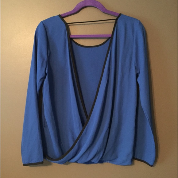 Blue open back top - Picture 1 of 2