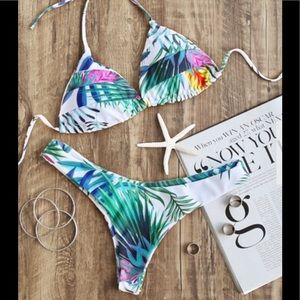 Tropical bikini set