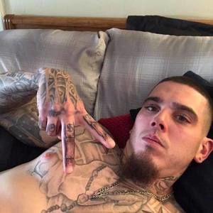 Meet your Posher, Derek