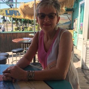 Meet your Posher, Caroline