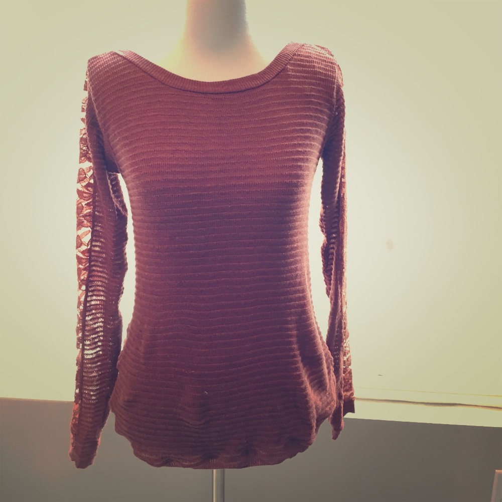 Split back free people sweater. Lace detail