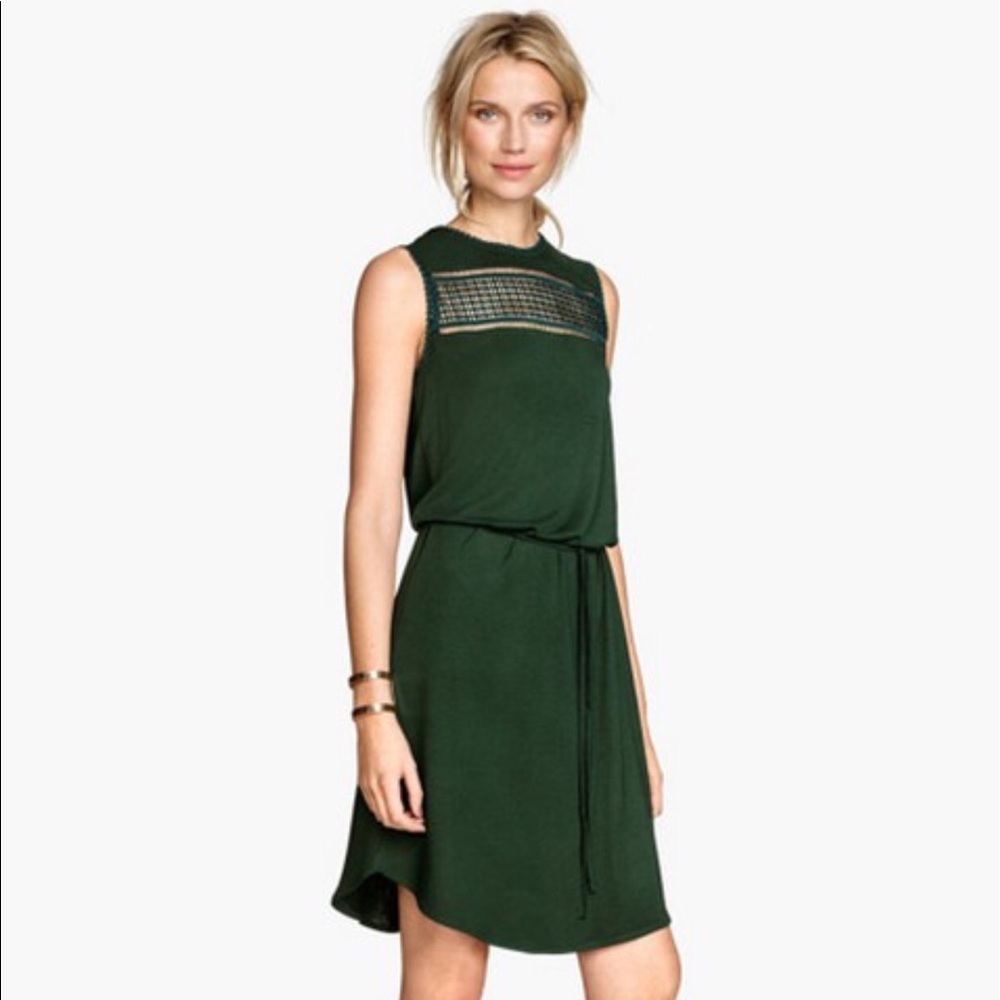 — SOLD—NWT. H&M Rust/Orange mid-calve length dress