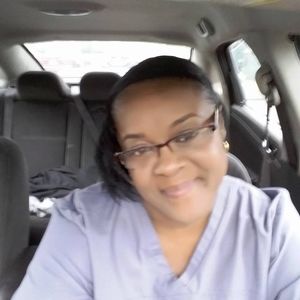 Meet your Posher, Tina