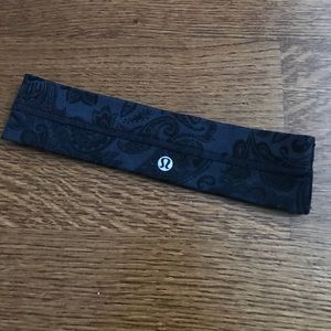 Never worn lululemon headband