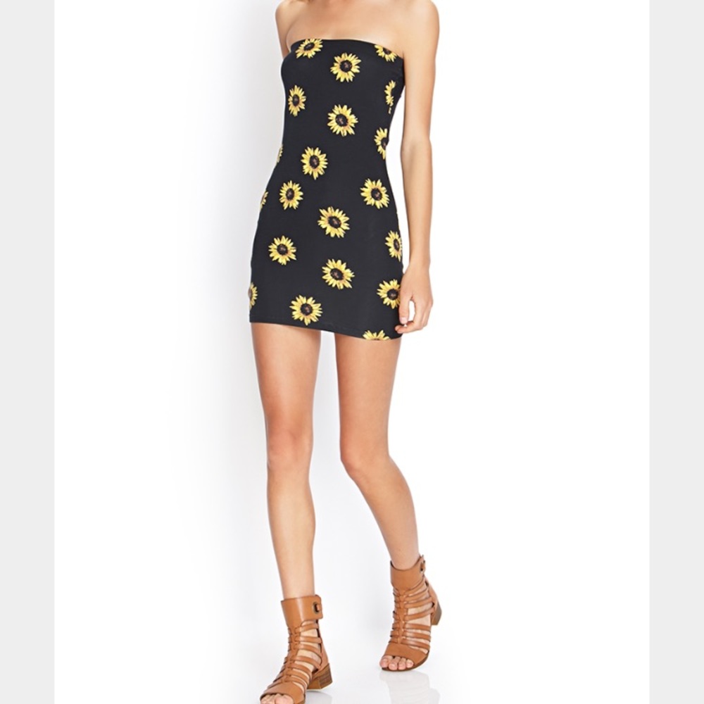Mini sunflower tube dress.