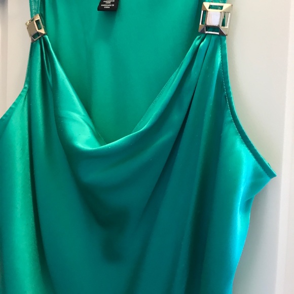 Shirt - Picture 3 of 6