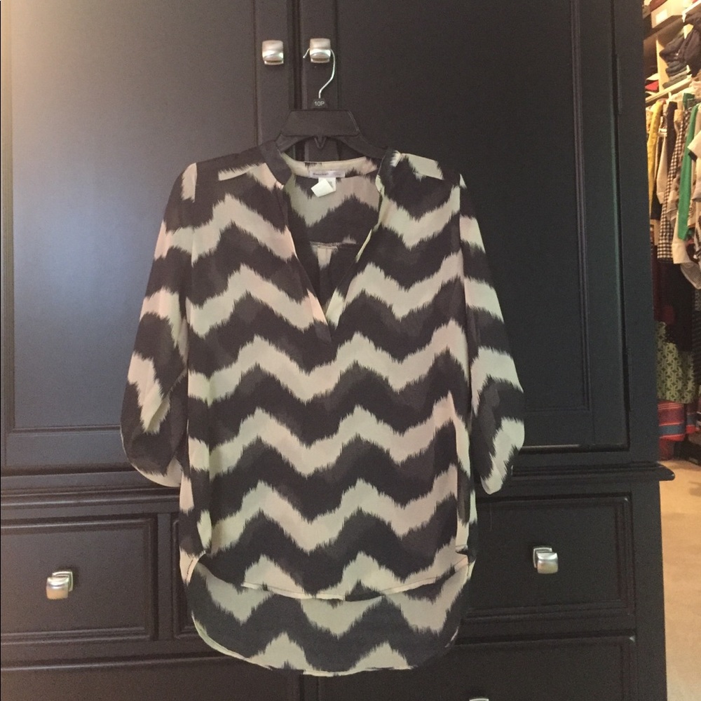 Black and beige Chevron top.
