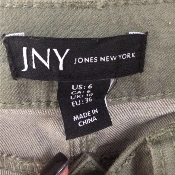 Army green capris - Picture 7 of 7