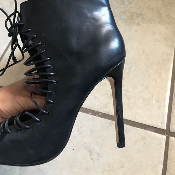 Like new ALDO heels!!!