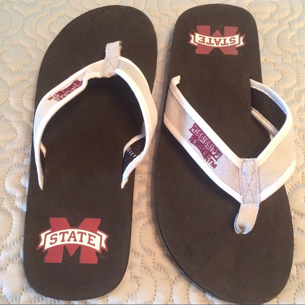 Men's Mississippi State size 11 flip flops.
