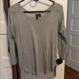 3/4 grey shirt