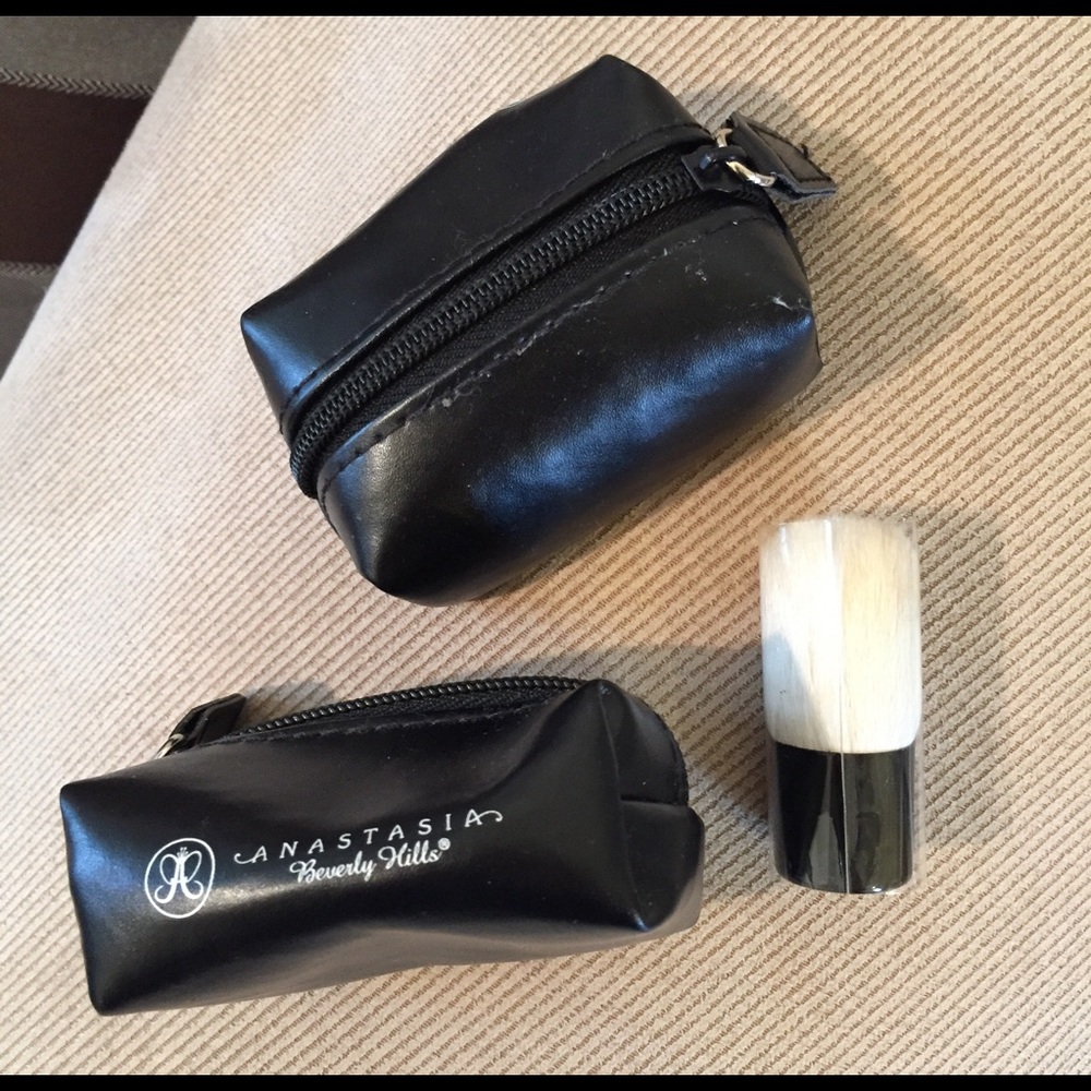 Anastasia Beverly Hills mini kabuki brush 2-pack