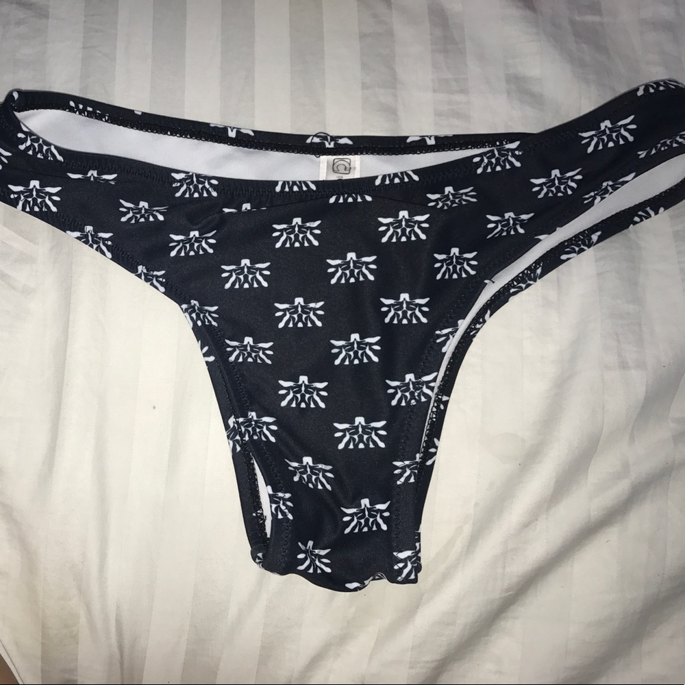 Brand new never worn black patterned bottoms