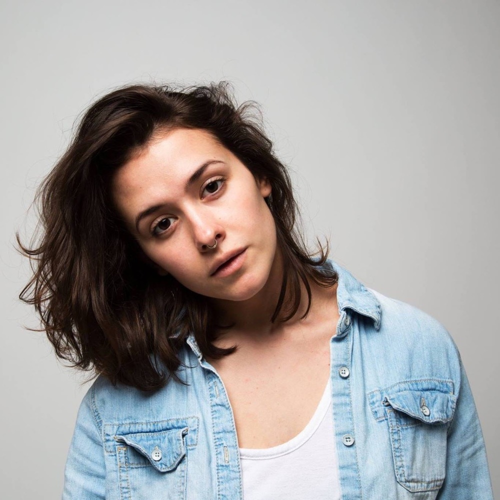 Meet your Posher, Phoebe