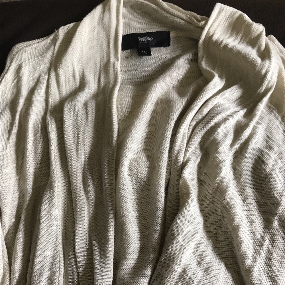 Short sleeve cardigan