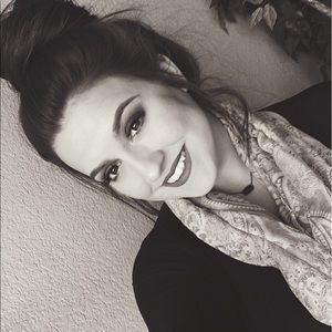 Meet your Posher, Shannon