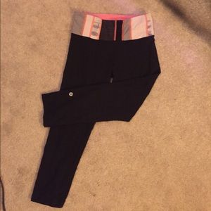 Lululemon cropped reversible leggings