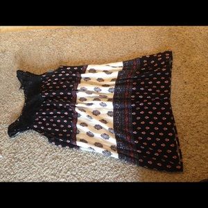 Lovely flowy short dress, only worn once! Size S