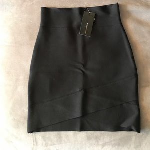 BCBG mini skirt NEW with tags