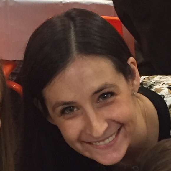 Meet your Posher, Lindsay - Picture 1 of 1