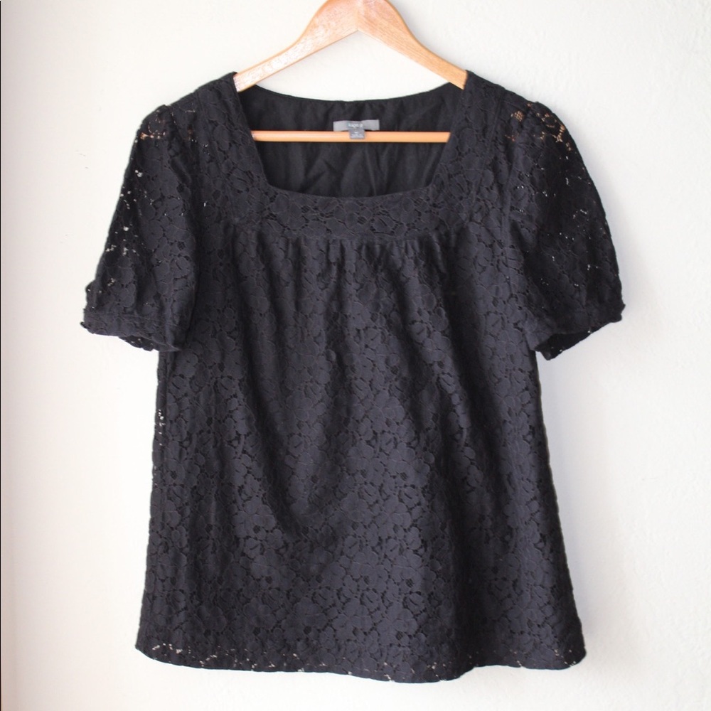 🔅sold🔅Classic black laced shirt sleeve blouse