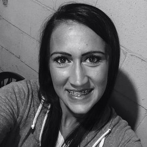 Meet your Posher, Leslie