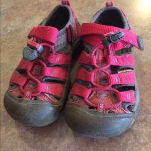 Toddler Girls KEEN Waterproof Sandals Size 9