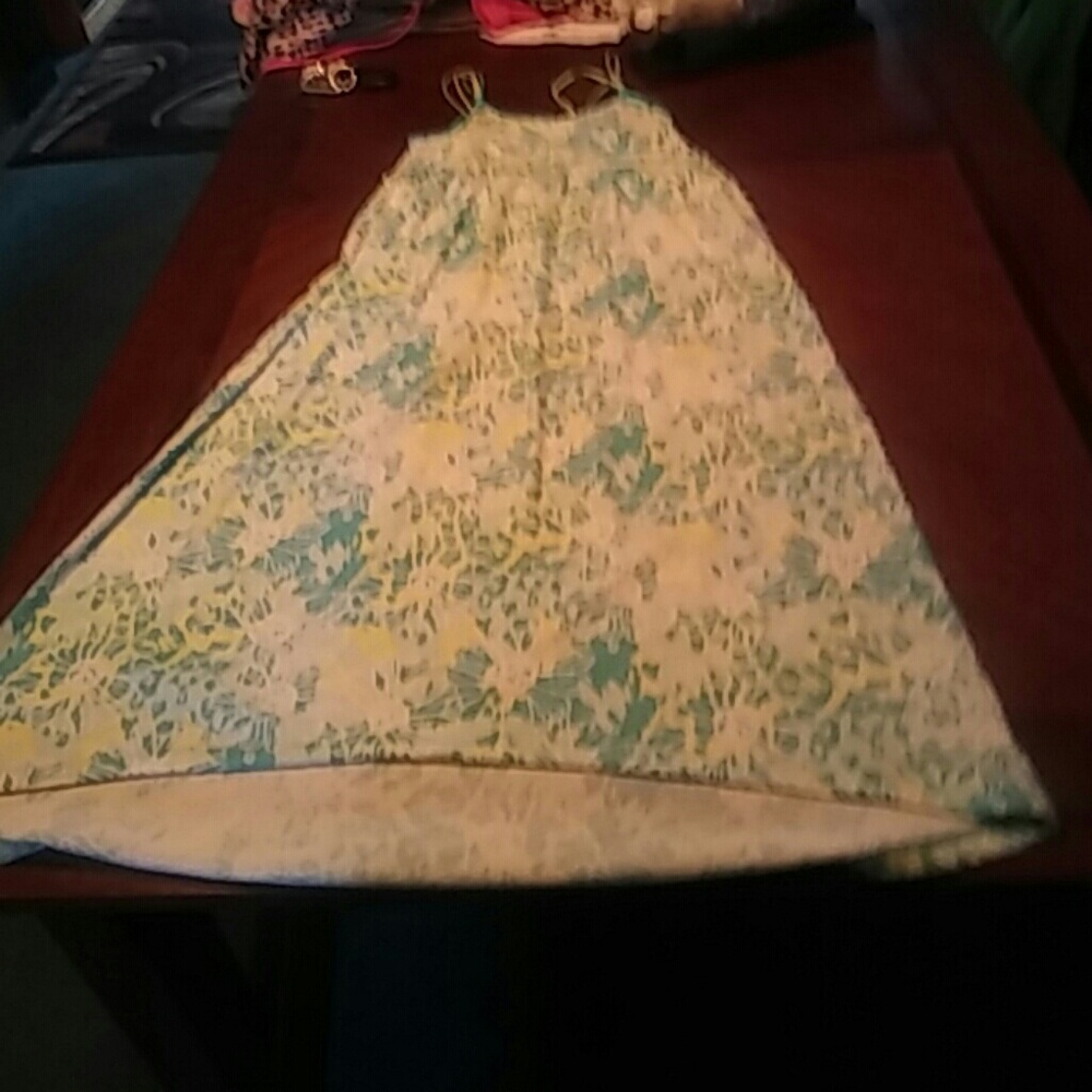 Girls long dress size 10/12