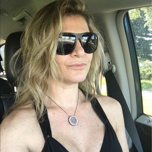 Meet your Posher, Renata