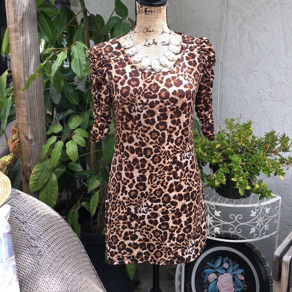 Cheetah print Ruffled Arms Maternity Tunic