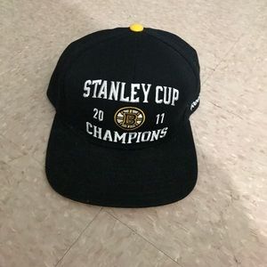 Bruins 2011 champion hat