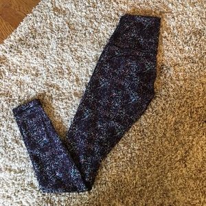 Lululemon Wunder Under tights