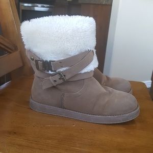 G by Guess fur lined boots
