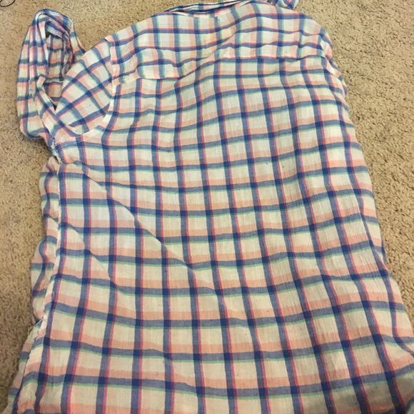Hollister Button Down - Picture 2 of 3