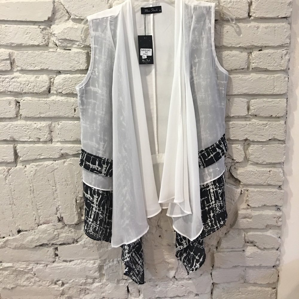NWT Miss Finch layered sheet sleeveless cardigan