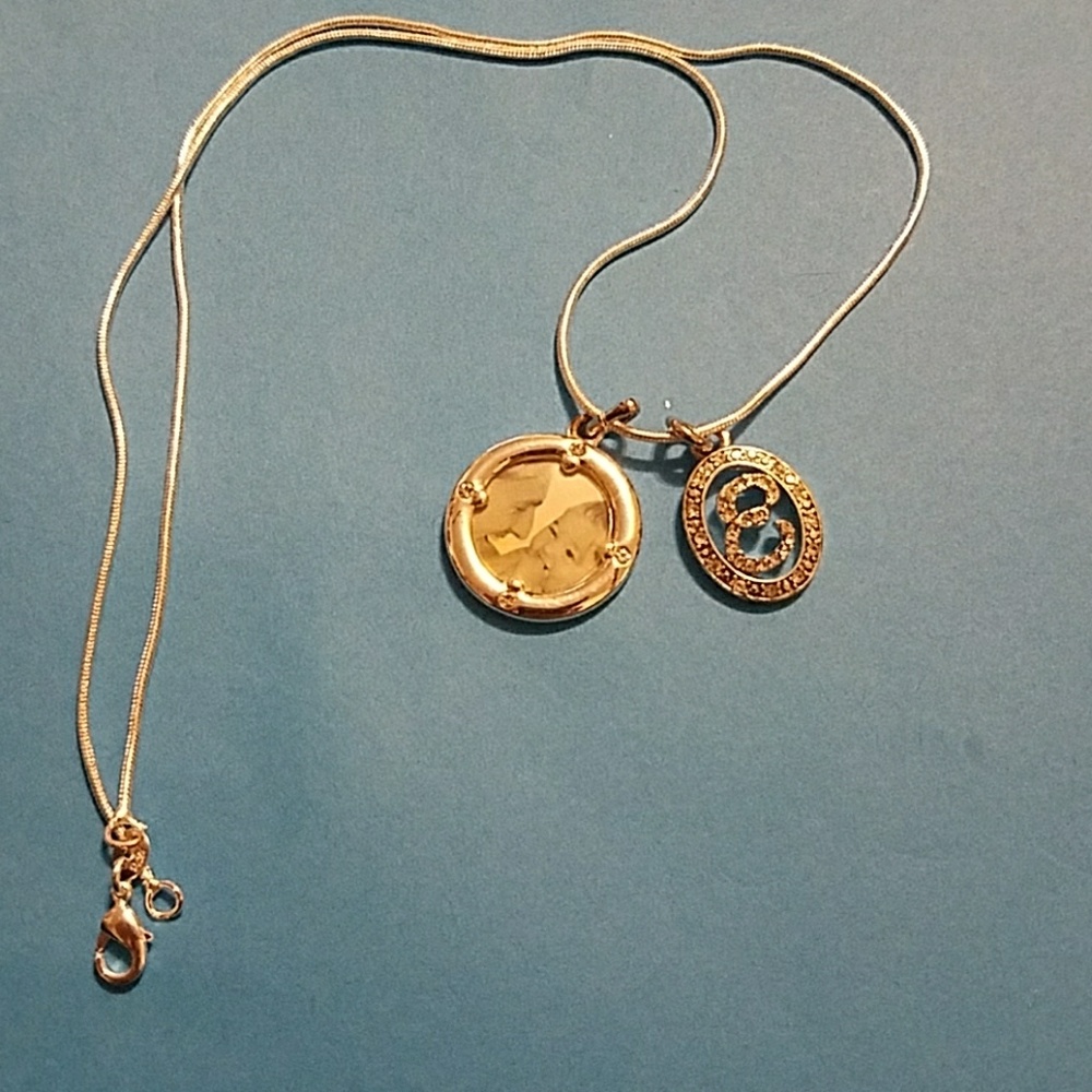 925 SS chain with "e" pendant and picture circle