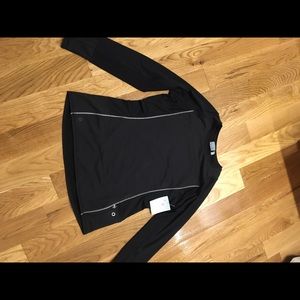 Athleta workout top size XL / never worn