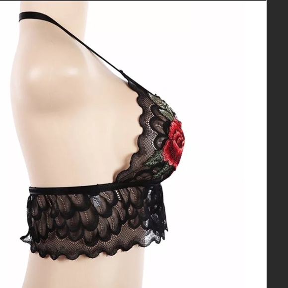 ✅✅🌹LAST 1🌹🔥HOT DEAL🔥Embroidered Lace Crop Top - Picture 4 of 4