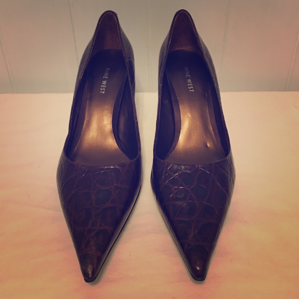 Nine Weat Nuncio Pumps.  Brown/Black Patterned.