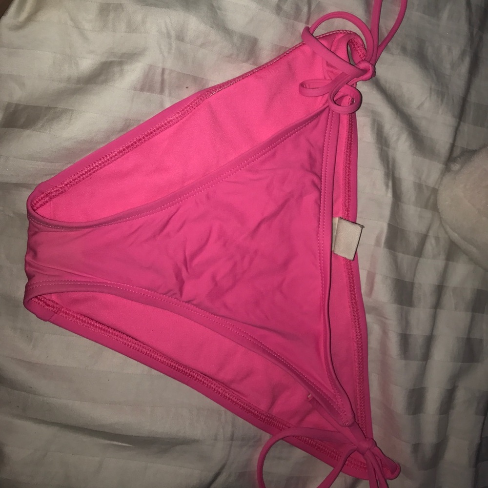 Pink Hollister Bottoms Great Condition