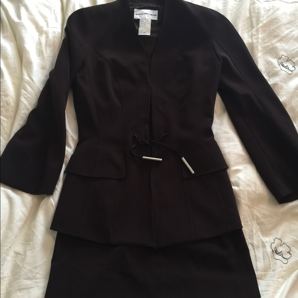 Theirry Mugler skirt suit